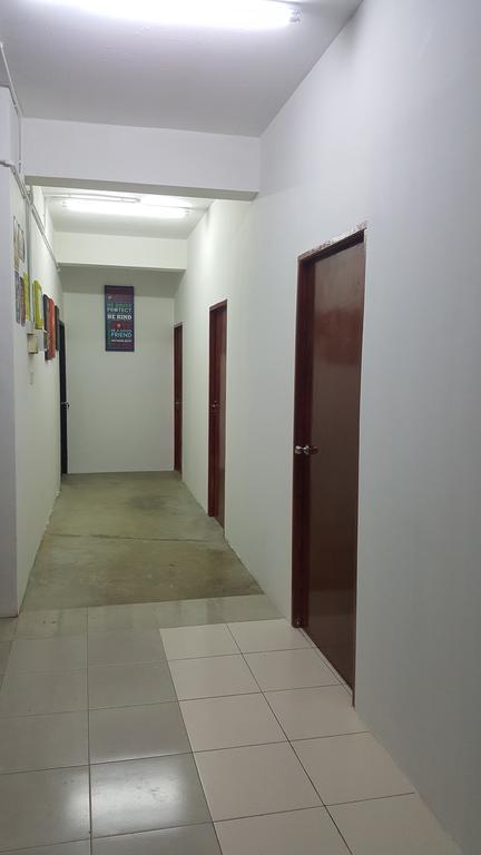 Stay Tuned Kuching Exterior photo